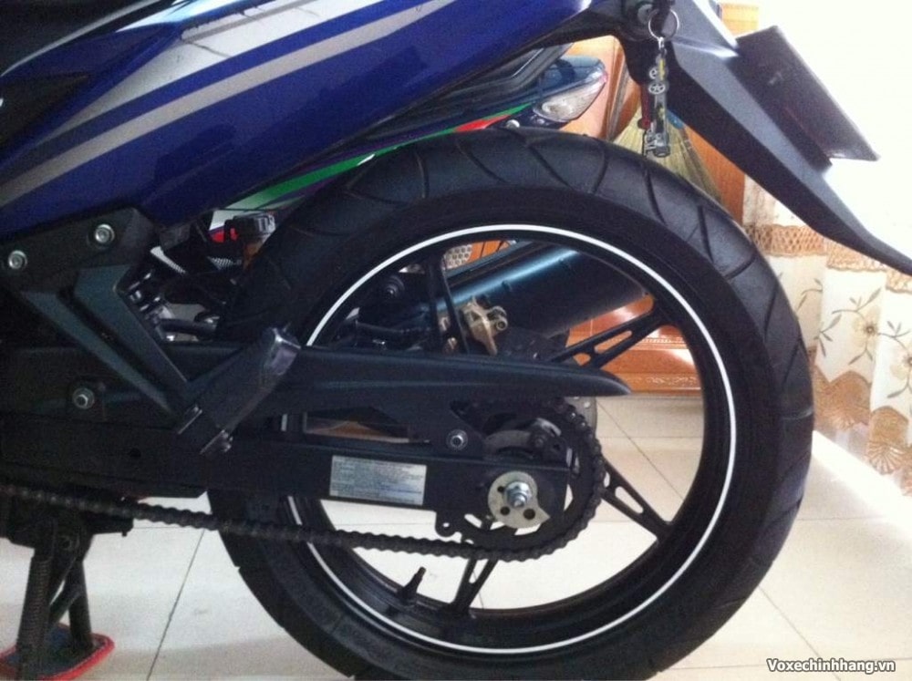 5 dấu hiệu cho thấy cần thay vỏ xe máy ngay lập tức - 1