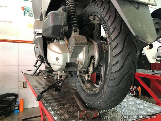 Lựa chọn vỏ xe pcx 125 có thể thay lốp chống đinh michelin cao cấp - 2