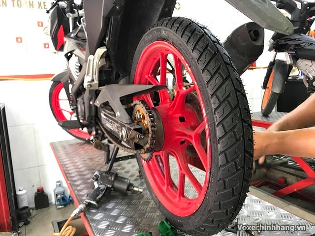 Sonic 150 thay vỏ michelin loại nào tốt nhất giá bán bao nhiêu - 2