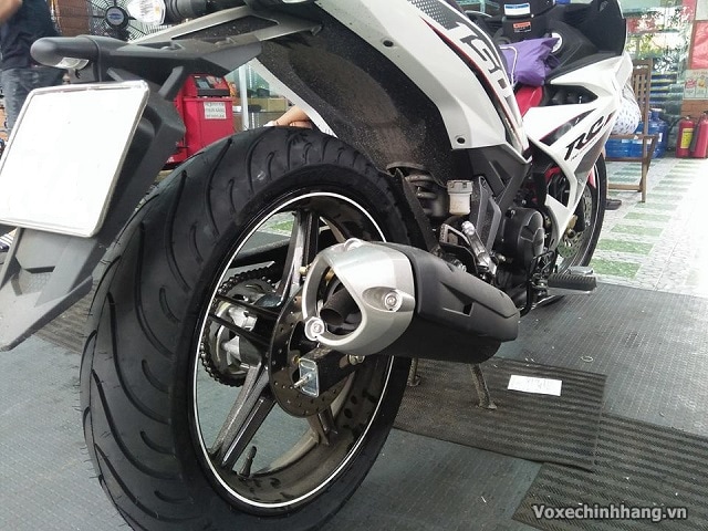 Vỏ xe michelin street 13070-17 - 1