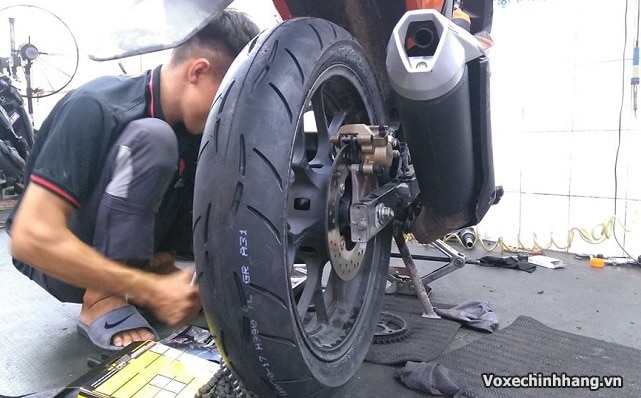 6 loại vỏ không ruột tốt nhất dành cho honda winner x - 8