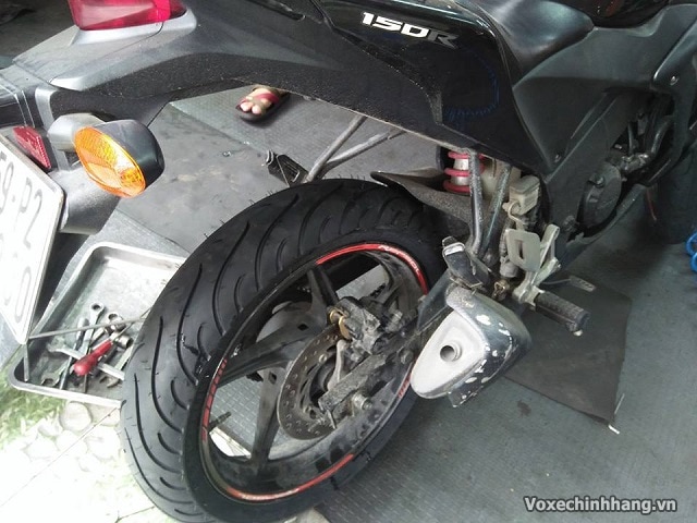 Vỏ xe cbr150 dùng loại nào tốt nhất lốp cbr 150 giá bao nhiêu - 3