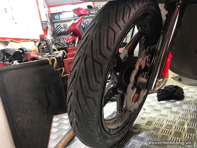Sh 150i thay vỏ michelin giá bao nhiêu tiền - 3