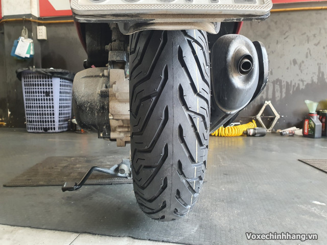 Thay vỏ champion cho xe vespa sprint có tốt không giá bao nhiêu - 3