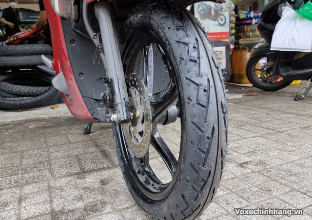 Thay vỏ xe mio m3 125 loại nào tốt nhất lốp mio giá bao nhiêu - 6