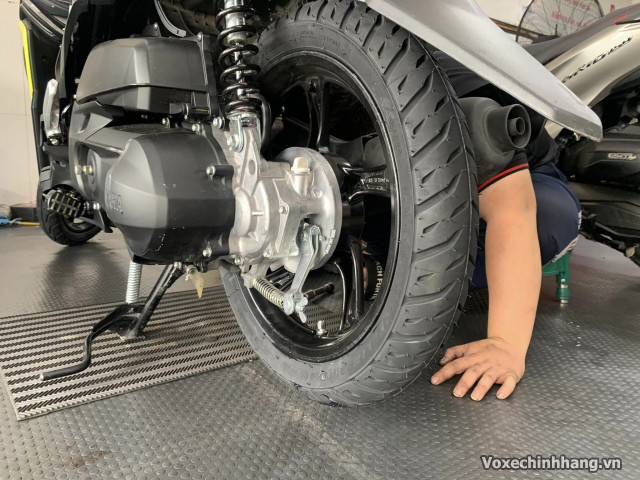 Thay vỏ xe mio m3 125 loại nào tốt nhất lốp mio giá bao nhiêu - 3