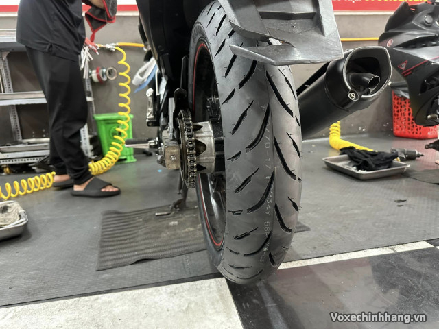 Exciter 155 thay vỏ maxxis m6234 có bám đường tốt không - 3