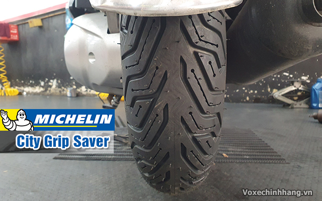 Thay vỏ michelin city grip saver cho grande có bám đường tốt không - 3