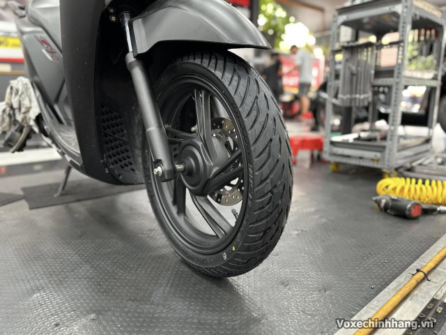 Thay vỏ maxxis ct1 cho sh 160i-125i có tốt không giá bao nhiêu - 3
