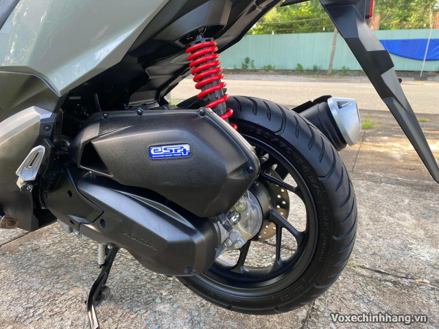 Thay vỏ xe vario 160 giá bao nhiêu tiền loại nào tốt - 2