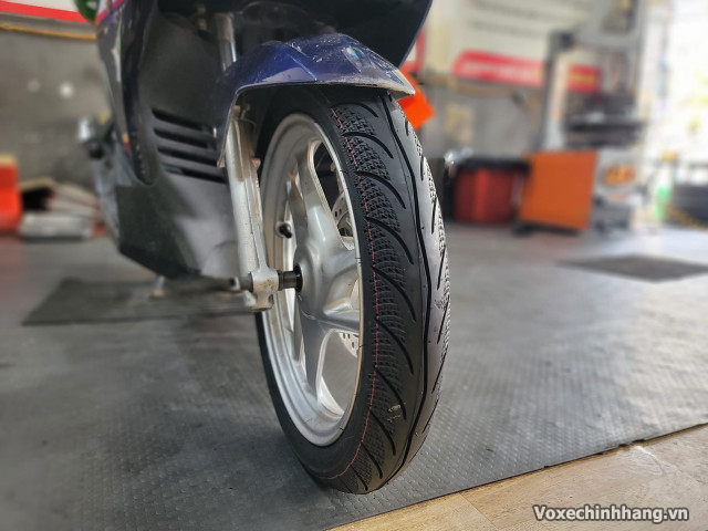 Thay vỏ xe airblade 125 giá bao nhiêu tiền loại nào tốt - 5