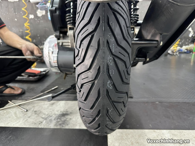 Thay vỏ xe nvx giá bao nhiêu tiền loại nào tốt - 5