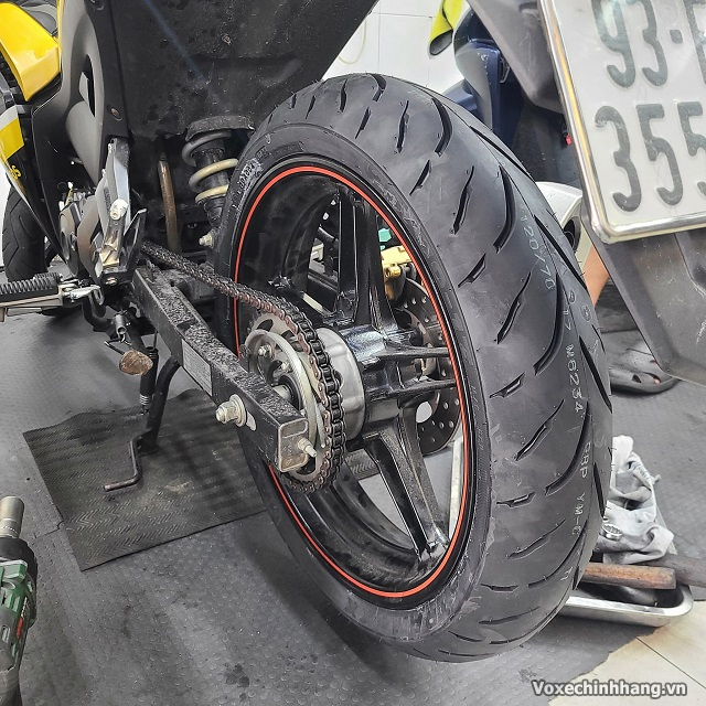 Thay vỏ xe exciter 155 giá bao nhiêu tiền loại nào tốt - 7
