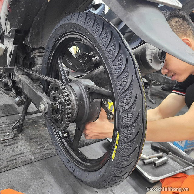 Thay vỏ xe exciter 135 5 số giá bao nhiêu tiền loại nào tốt - 7