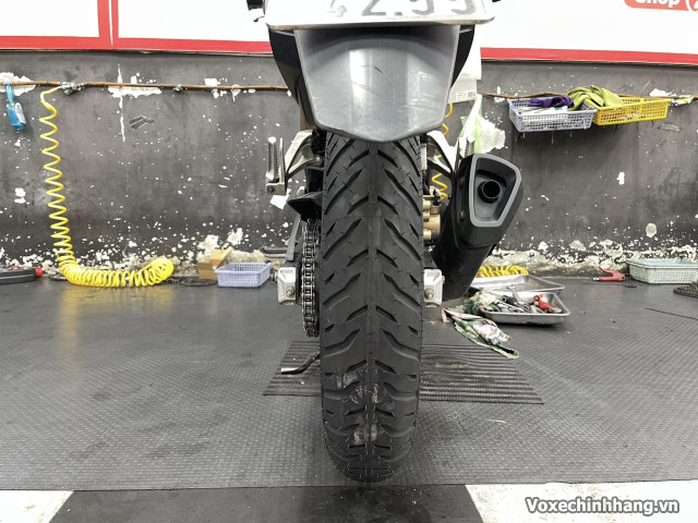 Vỏ xe michelin pilot street 2 sản xuất ở đâu có bám đường tốt không - 8