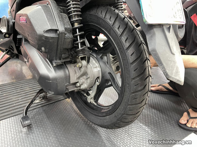 Vỏ xe michelin pilot street 2 sản xuất ở đâu có bám đường tốt không - 6