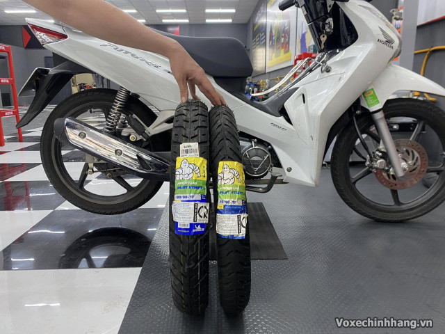 Vỏ xe michelin pilot street 2 sản xuất ở đâu có bám đường tốt không - 9