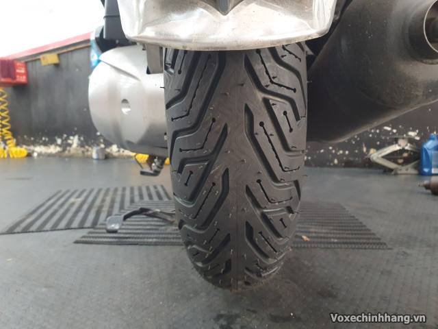 Vỏ xe michelin cty grip saver sản xuất ở đâu có bám đường tốt không - 3