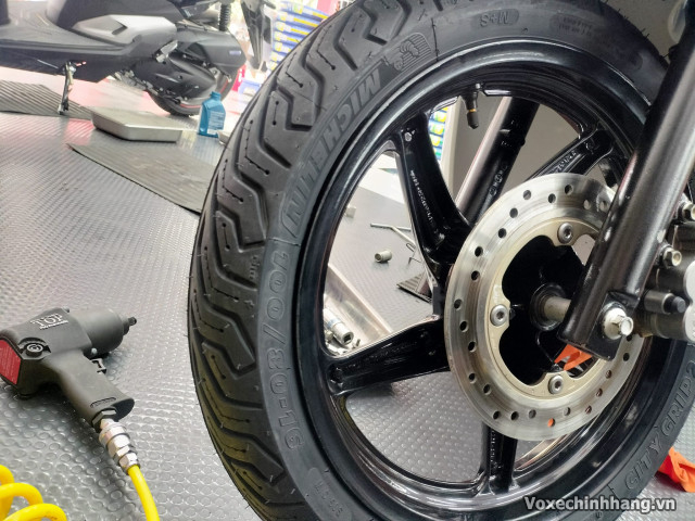 Vỏ xe michelin cty grip 2 sản xuất ở đâu có bám đường tốt không - 4