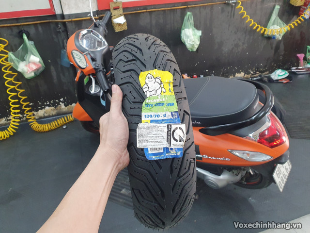 Vỏ xe michelin cty grip saver sản xuất ở đâu có bám đường tốt không - 5