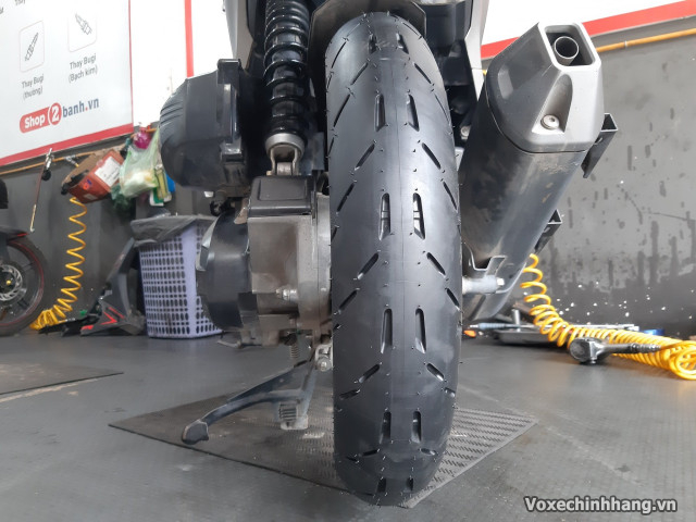 Vỏ xe michelin pilot moto gp sản xuất ở đâu có bám đường tốt không - 6