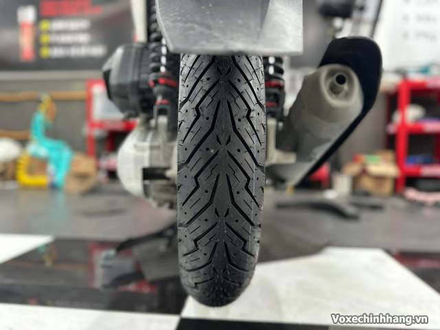 Vỏ xe pirelli angel scooter sản xuất ở đâu có bám đường tốt không - 6