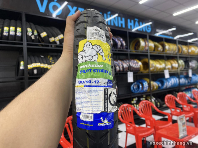 Vỏ xe michelin pilot street 2 8090-17 - 1