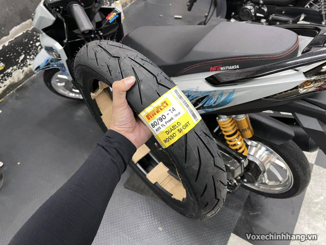 Vỏ xe pirelli 8090-14 diablo rosso sport - 1