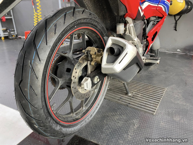 Vỏ xe pirelli diablo rosso sport 12070-17  - 2