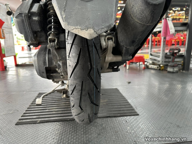 Ab 125 thay vỏ pirelli diablo rosso sport có bám đường tốt không - 3