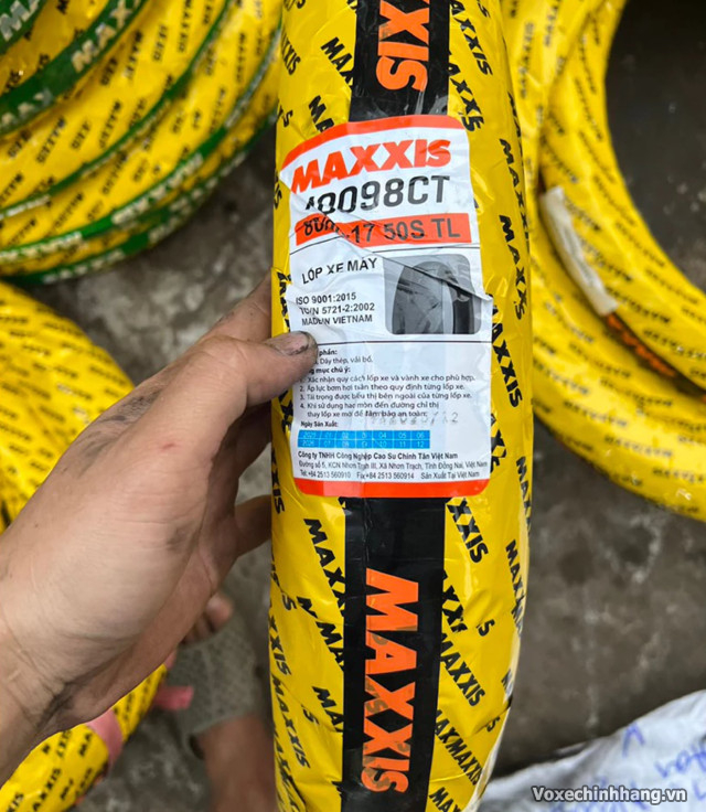 Vỏ xe maxxis victra 8090-17 m0098ct - 1