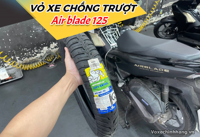 Vỏ chống trượt cho xe air blade 125 đi mùa mưa an toàn - 1