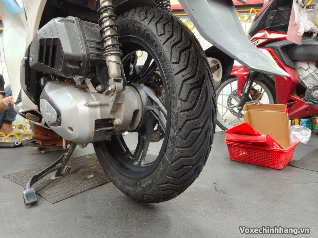 Vỏ chống trượt cho xe sh 160i-125i đi mùa mưa an toàn - 4