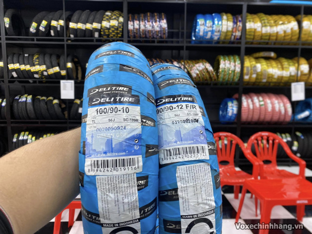 Vỏ chống trượt cho xe lead đi mùa mưa an toàn - 2