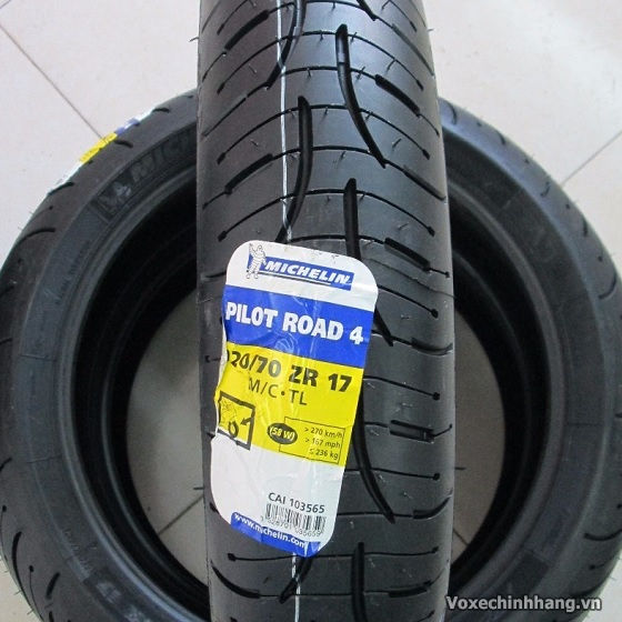 Vỏ xe Michelin Pilot Road 4 120/70ZR17