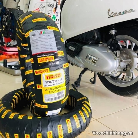 Vỏ xe Pirelli 120/70-12 Diablo Rosso Scooter