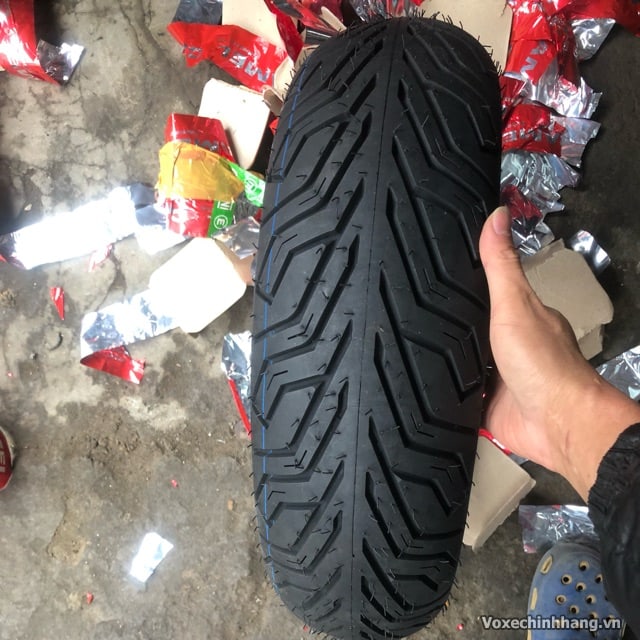 Vỏ xe Camel 562 140/70-14