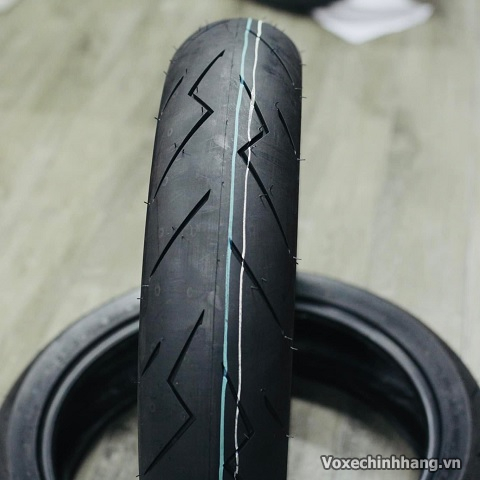 Vỏ xe Champion SHR78 120/70-17