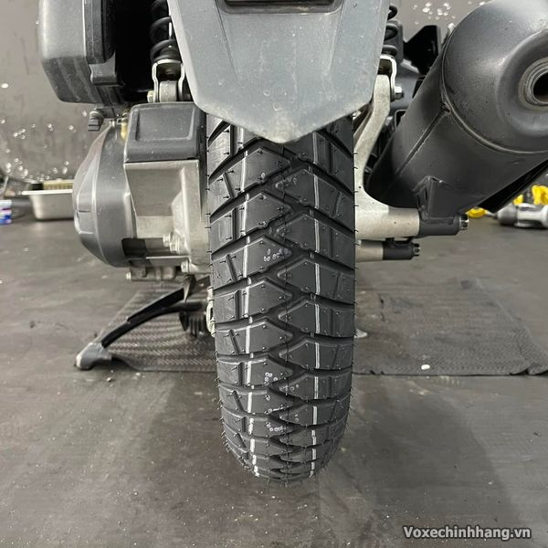 Vỏ Michelin Anakee Street 90/90-14