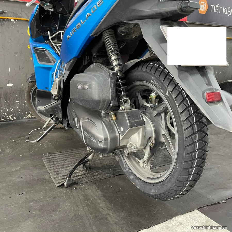 Vỏ Michelin Anakee Street 90/90-14