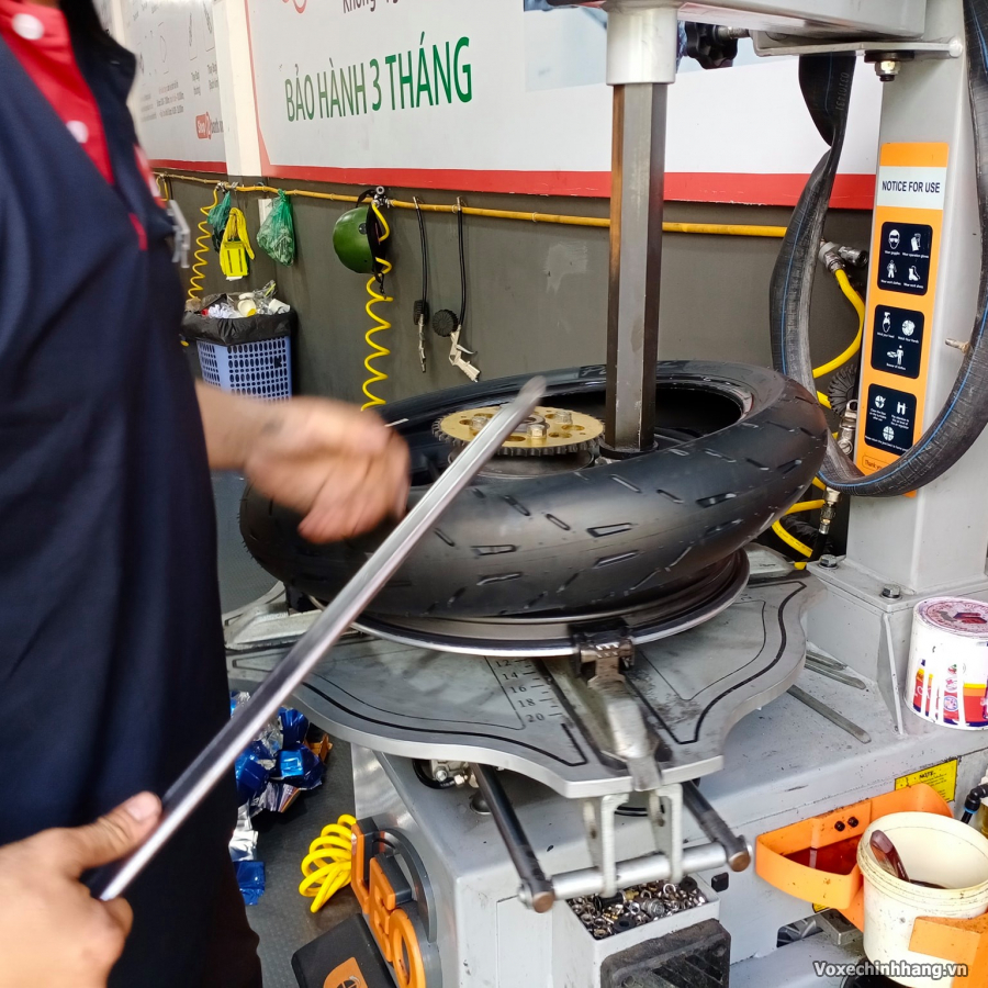 Vỏ xe Michelin City Extra 70/90-17