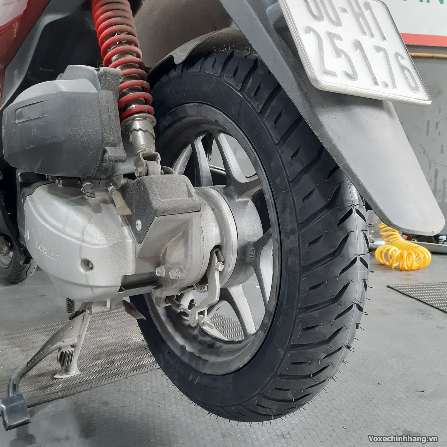 Vỏ Michelin Pilot Street 2 100/90-14