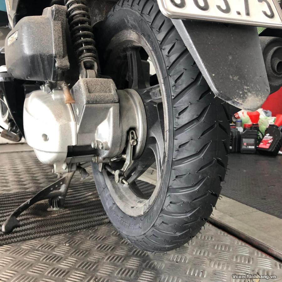 Vỏ Michelin Pilot Street 2 100/90-14