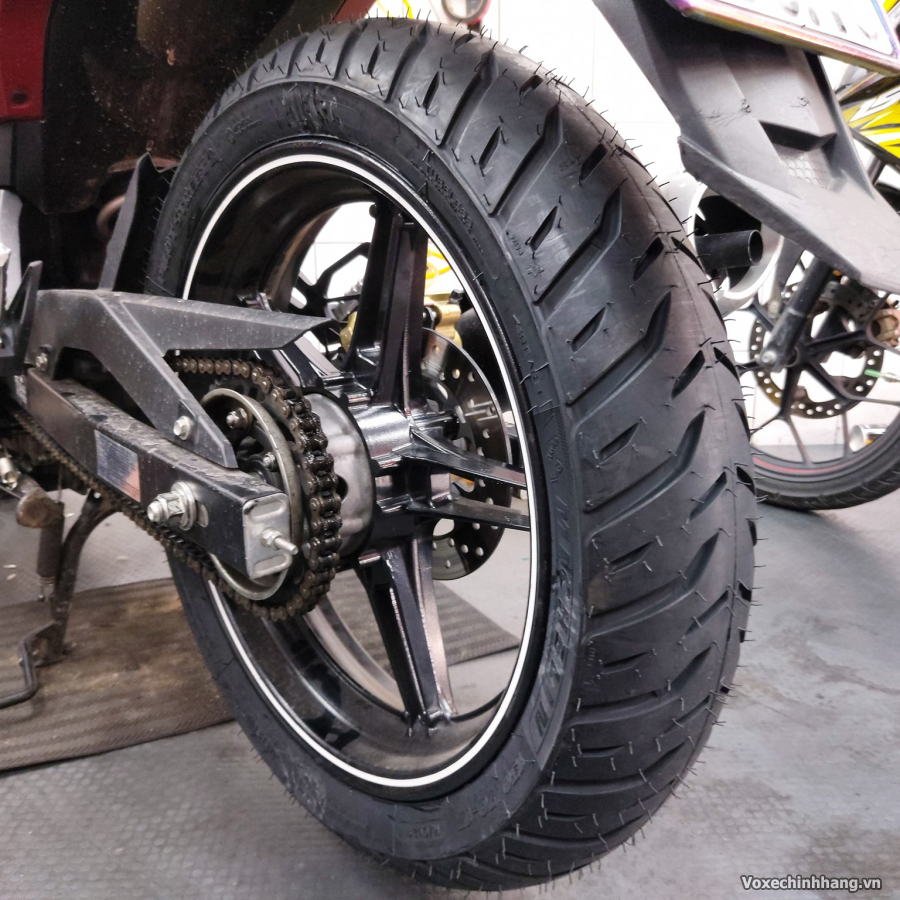Vỏ Michelin Pilot Street 2 130/70-17