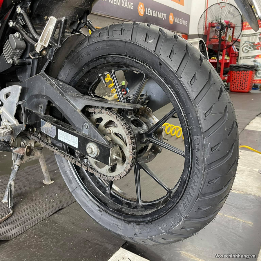 Vỏ Michelin Pilot Street 2 140/70-17