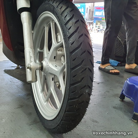 Vỏ Michelin Pilot Street 2 80/90-16