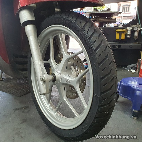 Vỏ Michelin Pilot Street 2 80/90-16
