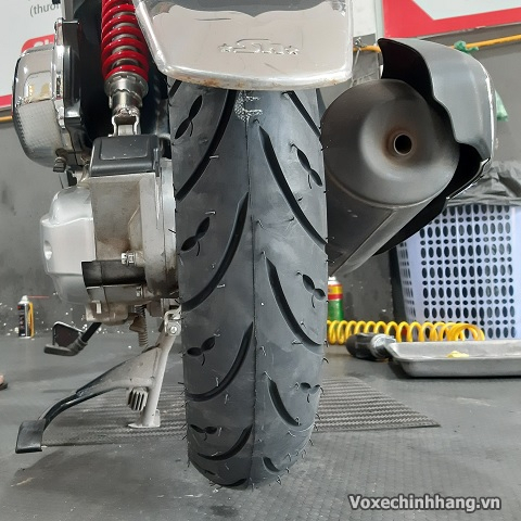 Vỏ xe Dunlop 100/90-14 D307