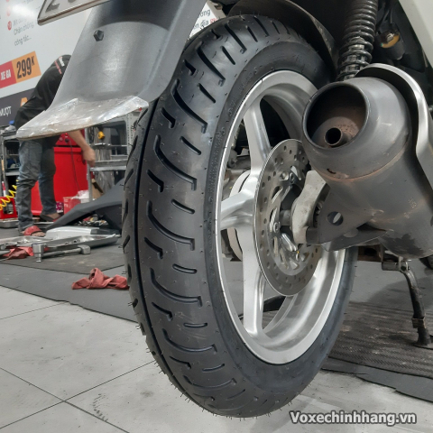 Vỏ xe Dunlop 120/80-16 D451 theo xe SH Ý