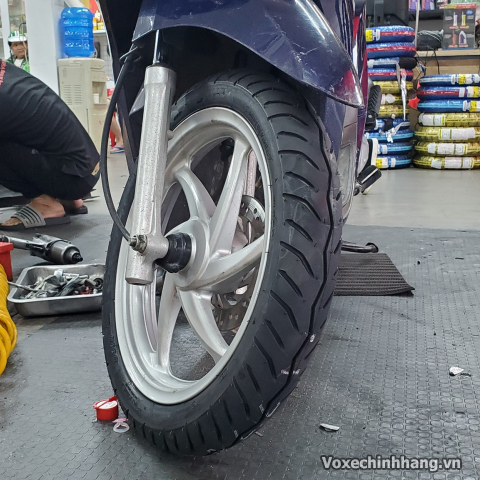 Vỏ xe Dunlop 80/90-14 D115